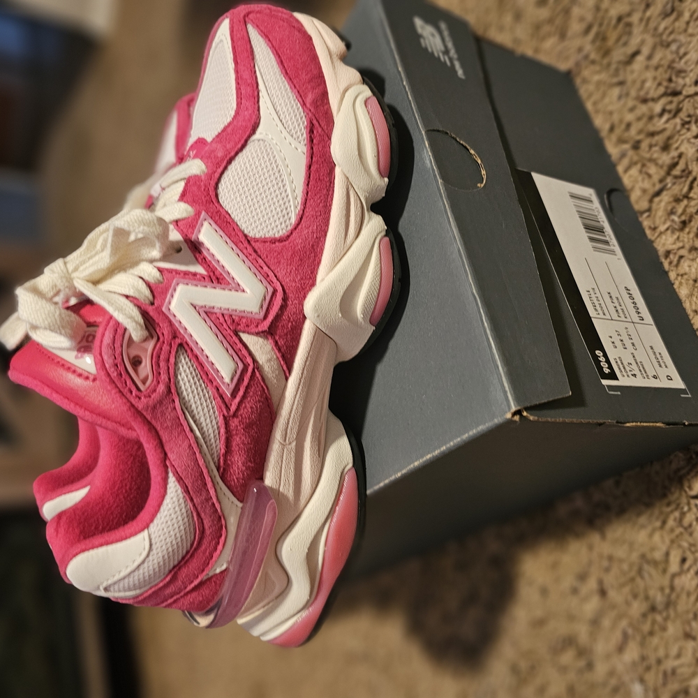 New Balance Womens' Pink and White Sneakers